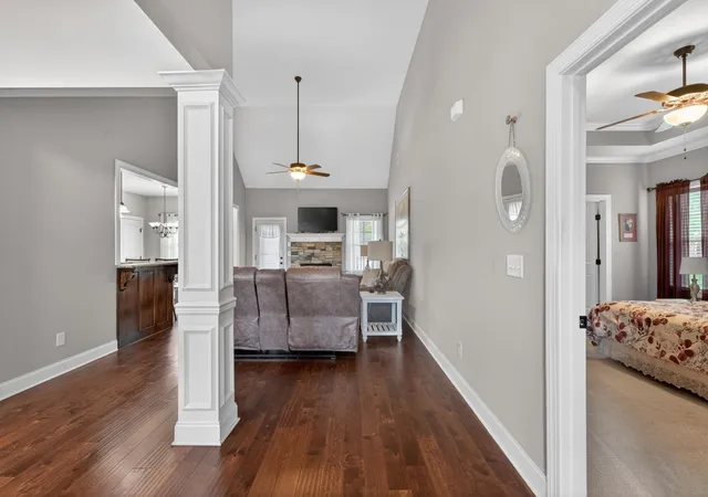Photo 3 of Single family home for sale at 1640 Drayton Dr, Murfreesboro, TN 37130 | MLS# 3263196 | Listing updated on 2026-08-20