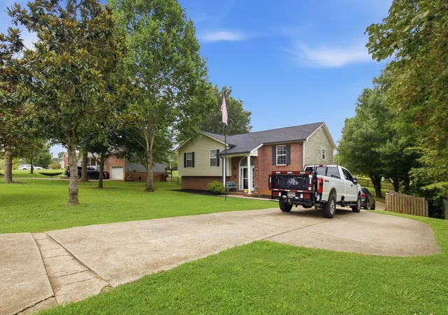 3rd image of 712 N Woodson Rd, Clarksville, TN 37043 | MLS# 3285580