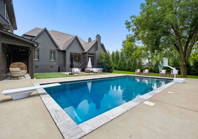 2nd image of 4613 Chalmers Dr, Nashville, TN 37215 | MLS# 3263215