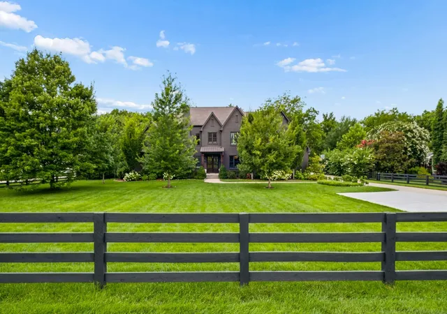 5th image of 4613 Chalmers Dr, Nashville, TN 37215 | MLS# 3263215