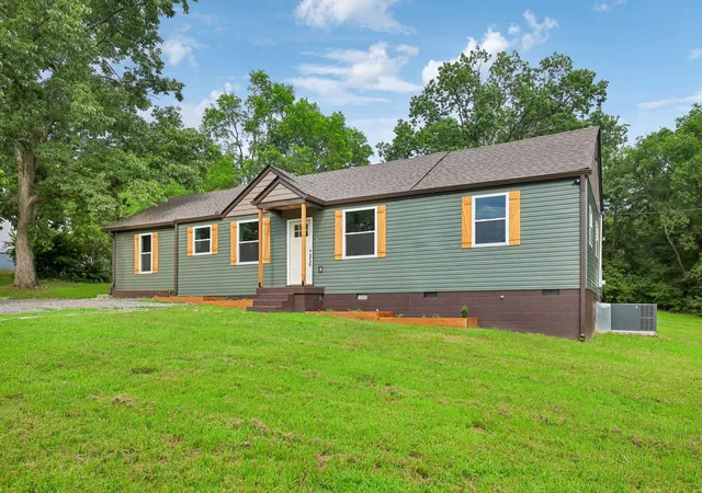 Homes for sale in Madison, TN | 305 Randy Rd, Madison, TN 37115 | MLS# 3263439