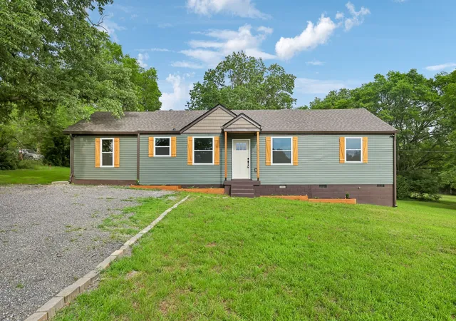 Homes for sale in Madison, TN | 305 Randy Rd, Madison, TN 37115 | MLS# 3263439