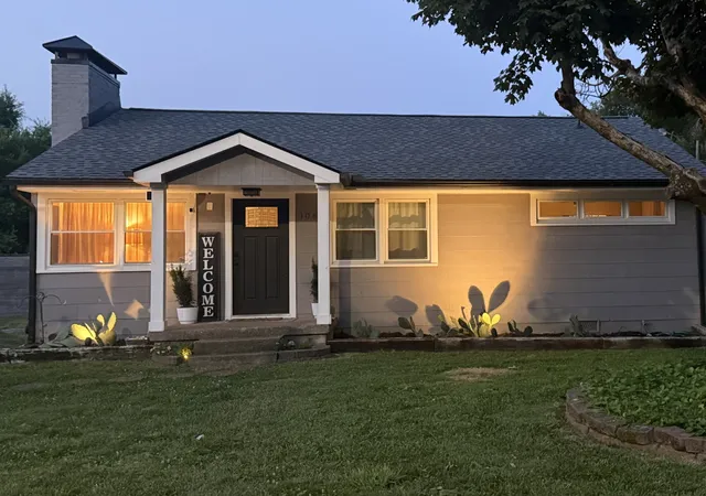 1st image of 108 Duncan St, Gallatin, TN 37066 | MLS# 3263314