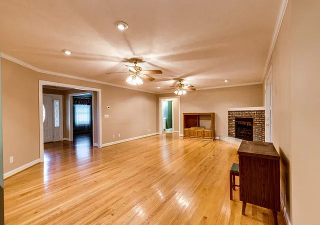Photo 3 of Single family home for sale at 106 Parkwood Ln, Hohenwald, TN 38462 | MLS# 3269998 | Listing updated on 2026-10-01