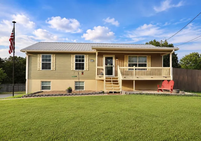 Homes for sale in Cleveland, TN | 242 Thorne Circle Se, Cleveland, TN 37323 | MLS# 3263249