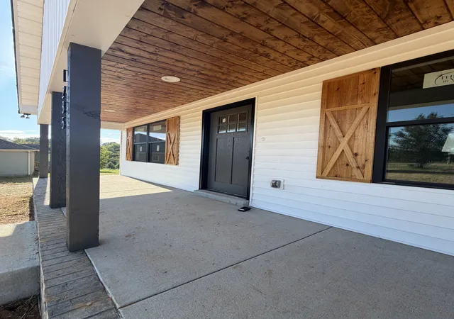 Photo 3 of Single family home for sale at 1285 Vickie Ln, Portland, TN 37148 | MLS# 3263457 | Listing updated on 2026-08-25