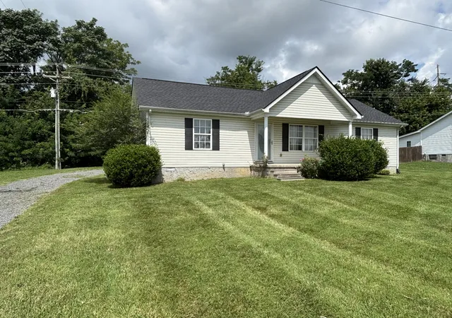 2nd image of 84 Kristen Dr, Lafayette, TN 37083 | MLS# 3263368