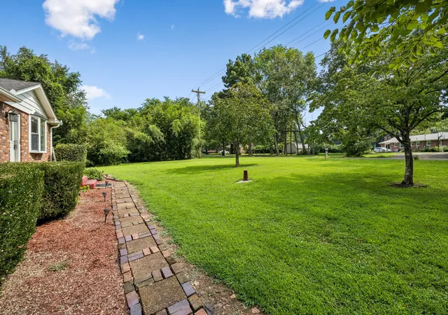 3rd image of 2009 Wolfe Rd, White Bluff, TN 37187 | MLS# 3271037
