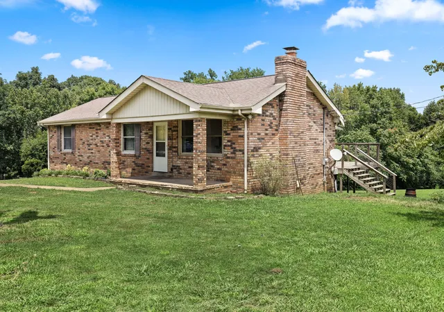 Homes for sale in Joelton, TN | 5664 Eatons Creek Rd, Joelton, TN 37080 | MLS# 3263341