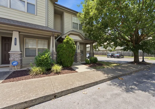 Photo 1 of Townhouse for sale at 105 4th Avenue #503, Murfreesboro, TN 37130 | MLS# 3264150 | Listing updated on 2026-09-14