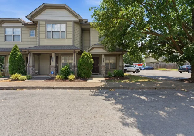 Photo 3 of Townhouse for sale at 105 4th Avenue #503, Murfreesboro, TN 37130 | MLS# 3264150 | Listing updated on 2026-09-14