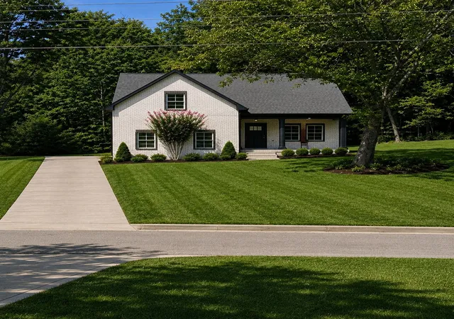 Photo 1 of Single family home for sale at 4412 Old Murfreesboro Rd W, Lebanon, TN 37090 | MLS# 3285985 | Listing updated on 2026-08-31