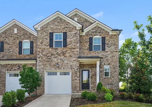Homes for sale in Gallatin, TN | 2006 Sperling Dr, Gallatin, TN 37066 | MLS# 3264232