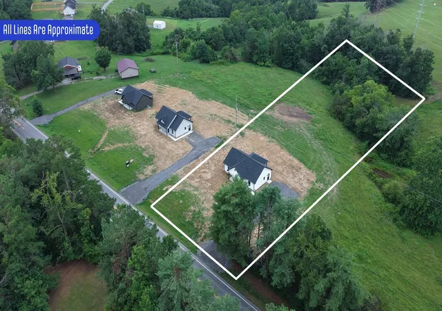 4th image of 4701 Scottsville Rd, Lafayette, TN 37083 | MLS# 3269677