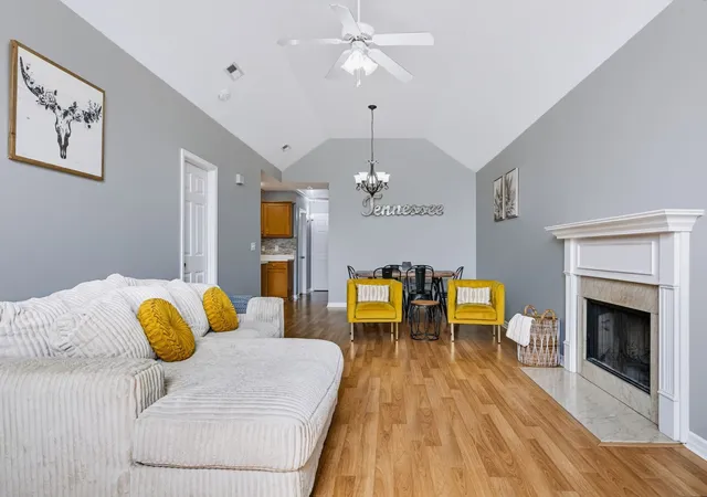 Photo 3 of Single family home for sale at 2862 Spring Meade Blvd, Columbia, TN 38401 | MLS# 3263480 | Listing updated on 2026-10-09