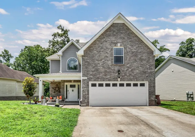 Homes for sale in Clarksville, TN | 2594 Alex Overlook Way, Clarksville, TN 37043 | MLS# 3268776