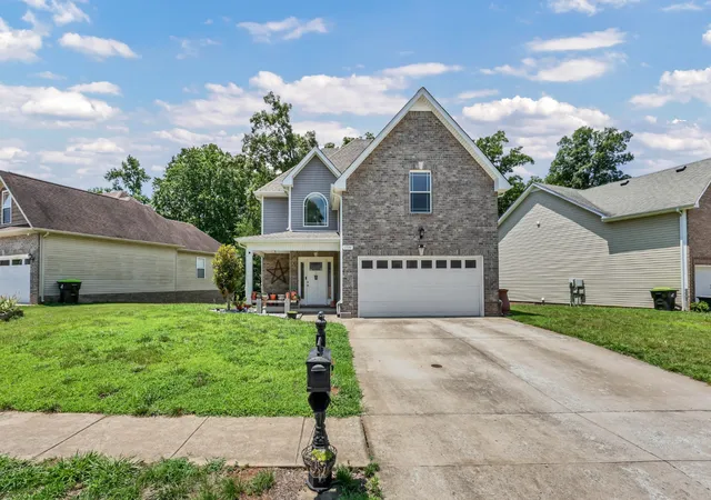Homes for sale in Clarksville, TN | 2594 Alex Overlook Way, Clarksville, TN 37043 | MLS# 3268776