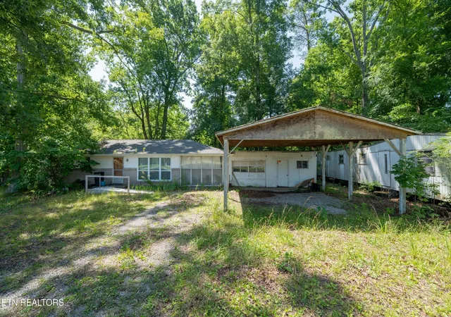 Homes for sale in Kingston, TN | 203 Ridge Trail Rd, Kingston, TN 37763 | MLS# 3263446