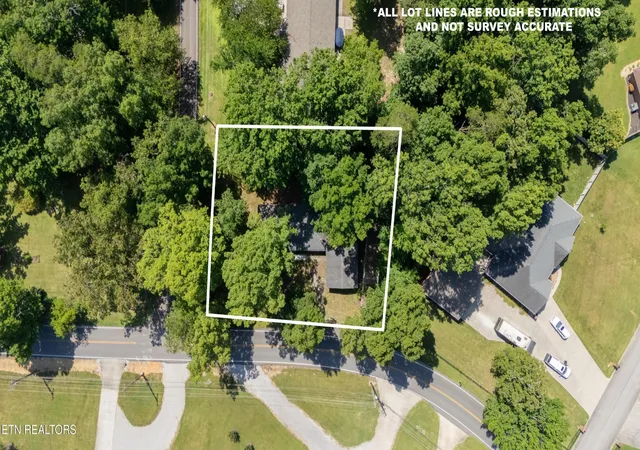 Homes for sale in Kingston, TN | 203 Ridge Trail Rd, Kingston, TN 37763 | MLS# 3263446