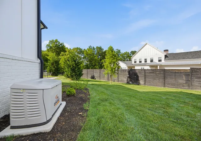 66th image of 848 W Hillwood Dr, Nashville, TN 37205 | MLS# 3264018