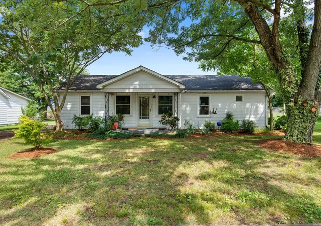 2nd image of 345 Portland Blvd, Portland, TN 37148 | MLS# 3270607