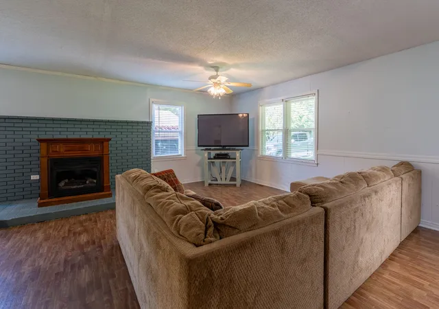 5th image of 1020 Rosier Rd, Lawrenceburg, TN 38464 | MLS# 3508115