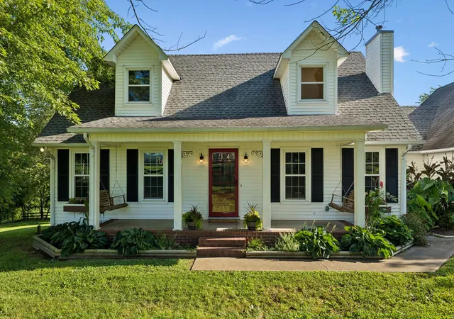 Photo 3 of Single family home for sale at 3188 Hampshire Pike, Mount Pleasant, TN 38474 | MLS# 3264036 | Listing updated on 2026-09-24