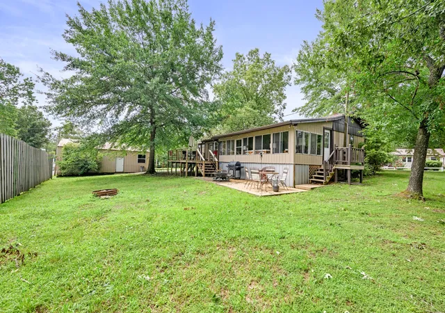 Homes for sale in Springville, TN | 225 Pineview Dr, Springville, TN 38256 | MLS# 3264067