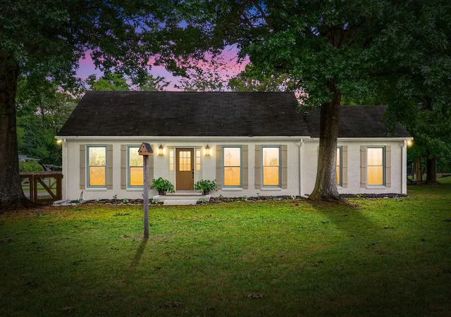 Photo 1 of Single family home for sale at 2031/2 Maple Hl Rd, Lebanon, TN 37087 | MLS# 3264126 | Listing updated on 2026-09-21