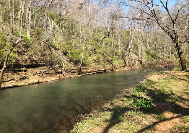 2nd image of 1725 Rains Rd, Clarksville, TN 37042 | MLS# 3272097
