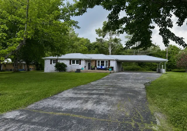 5th image of 1037 Hwy 100, Centerville, TN 37033 | MLS# 3264115
