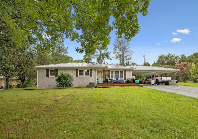 4th image of 1037 Hwy 100, Centerville, TN 37033 | MLS# 3264115