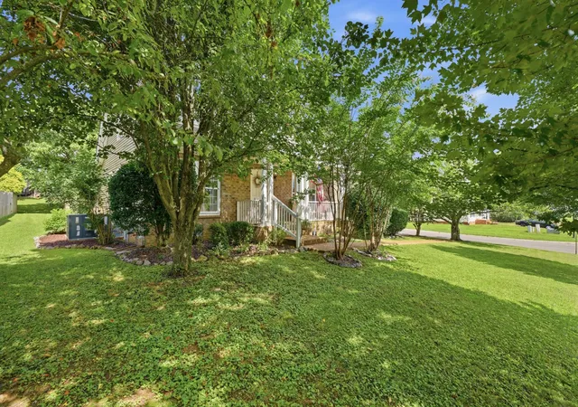 Photo 2 of Single family home for sale at 2248 Dewey Dr, Spring Hill, TN 37174 | MLS# 3288000 | Listing updated on 2026-09-23
