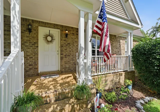 Photo 3 of Single family home for sale at 2248 Dewey Dr, Spring Hill, TN 37174 | MLS# 3288000 | Listing updated on 2026-09-23