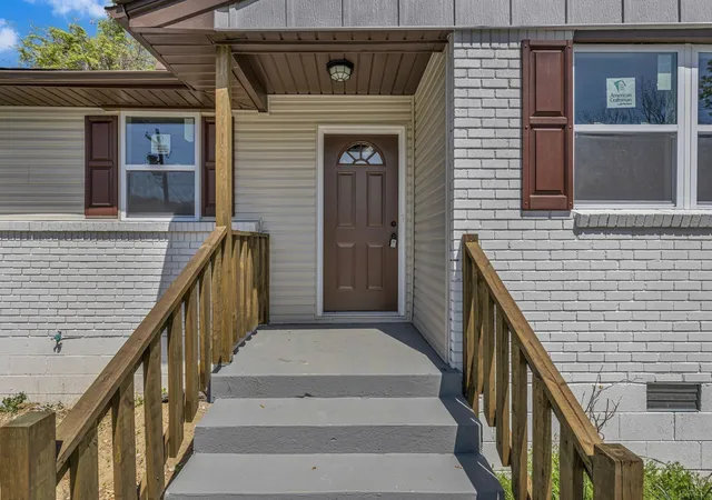 Photo 1 of Single family home for sale at 1916 Louanne Dr, Nashville, TN 37217 | MLS# 3264169 | Listing updated on 2026-08-28
