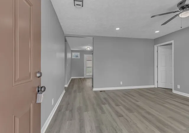 Photo 3 of Single family home for sale at 1916 Louanne Dr, Nashville, TN 37217 | MLS# 3264169 | Listing updated on 2026-08-28