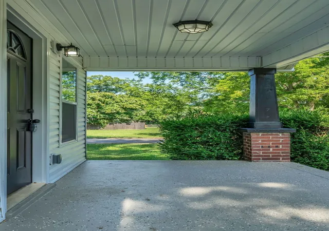Photo 4 of Single family home for sale at 302 Maple St, Madison, TN 37115 | MLS# 3264170 | Listing updated on 2026-08-28