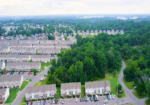 Homes for sale in La Vergne, TN | 1016 Arlene Dr #1016, La Vergne, TN 37086 | MLS# 3264298
