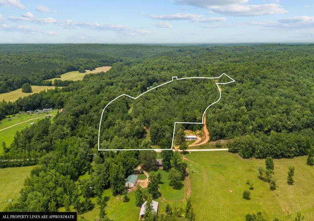 Homes for sale in Waverly, TN | 0 Roberts Creek, Waverly, TN 37185 | MLS# 3269927