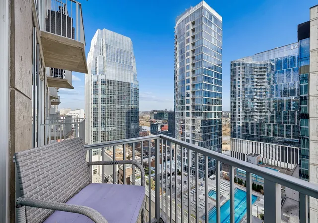 Homes for sale in Nashville, TN | 301 Demonbreun St #1713, Nashville, TN 37201 | MLS# 3264234
