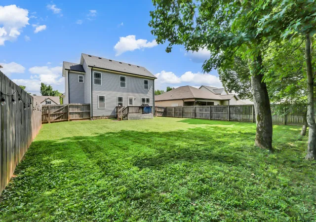39th image of 561 Medallion Cir, Clarksville, TN 37042 | MLS# 3271060
