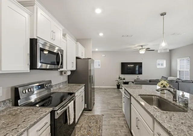 Photo 4 of Townhouse for sale at 4322 Doral Dr, Murfreesboro, TN 37127 | MLS# 3279184 | Listing updated on 2026-08-28