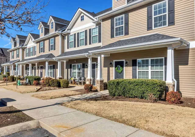 3rd image of 2417 New Holland Cir, Murfreesboro, TN 37128 | MLS# 3264294
