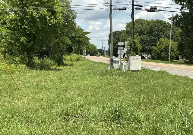 4th image of 0 Bear Creek Pike, Columbia, TN 38401 | MLS# 3272224
