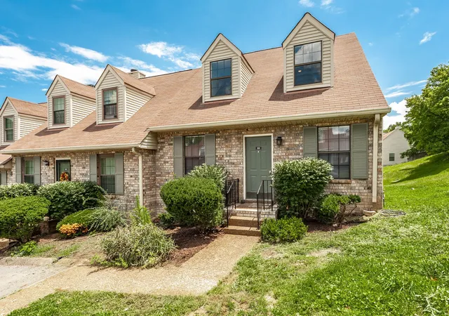 2nd image of 101 Deerpoint Ln, Hendersonville, TN 37075 | MLS# 3269458