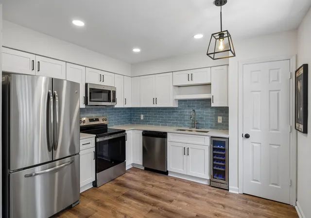 Photo 3 of Townhouse for sale at 200 N Royal Oaks Blvd #E1, Franklin, TN 37067 | MLS# 3269695 | Listing updated on 2026-09-28