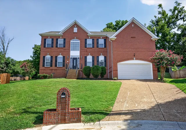 Photo 2 of Single family home for sale at 1009 Hickory Bark Ct, Nashville, TN 37211 | MLS# 3528508 | Listing updated on 2026-09-19