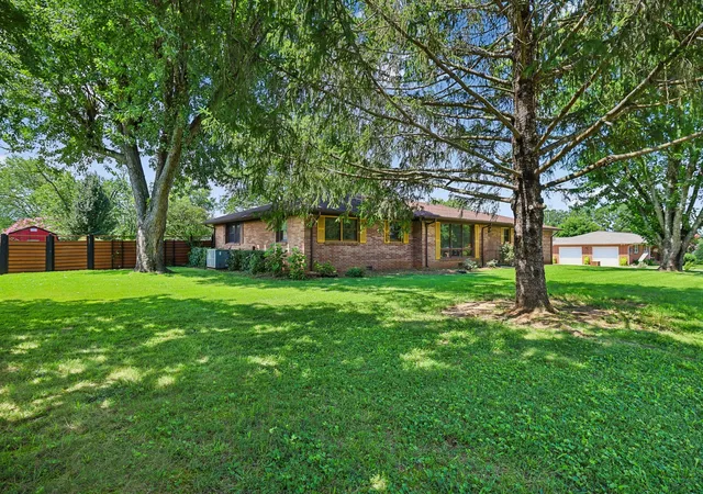 3rd image of 203 Kelly Dr, Decherd, TN 37324 | MLS# 3283770