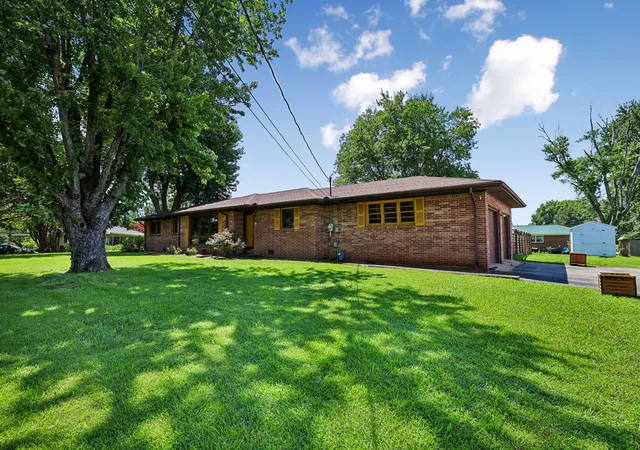 4th image of 203 Kelly Dr, Decherd, TN 37324 | MLS# 3283770