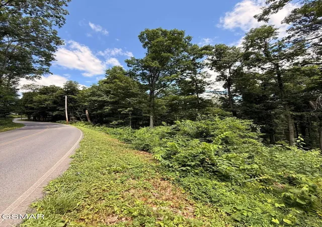 1st image of 12 Cherokee Dr, Dandridge, TN 37725 | MLS# 3278215